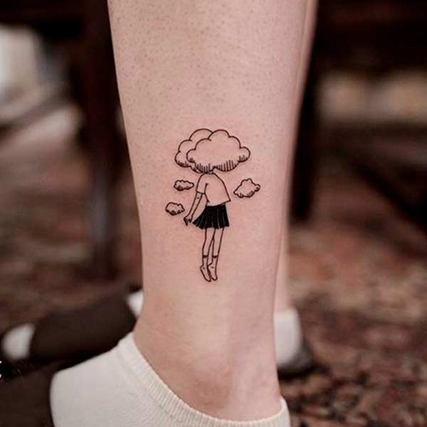 тату девушки на ноге